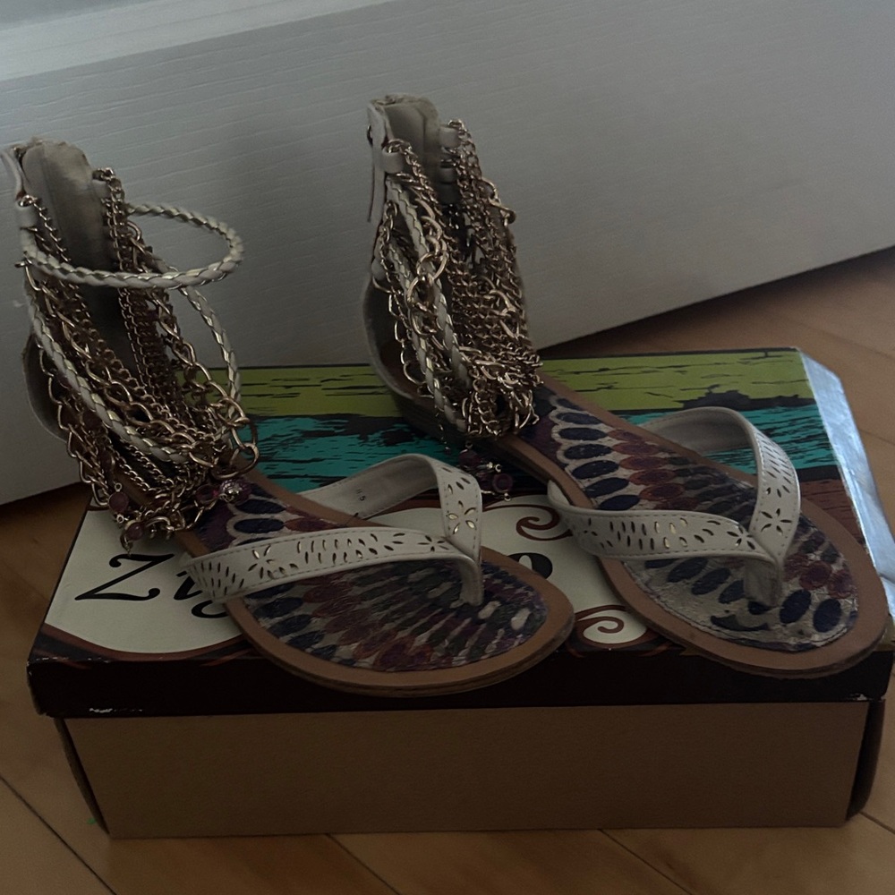 Zigi Soho Gold and Cream Chain Sandals